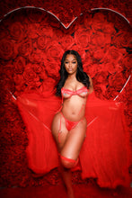 Load image into Gallery viewer, Luscious moments red lingerie set