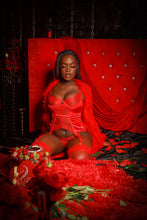 Load image into Gallery viewer, Easy to Love Garter set