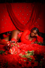 Load image into Gallery viewer, Easy to Love Garter set