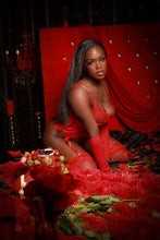 Load image into Gallery viewer, Easy to Love Garter set
