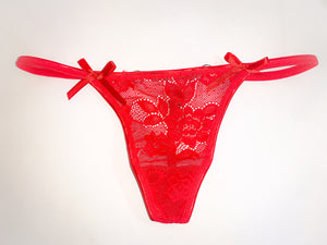 Secret Mesh cerise thong